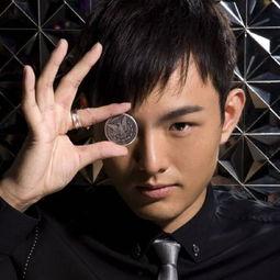 邓男子新女友爆料视频,女友爆料视频揭露甜蜜细节